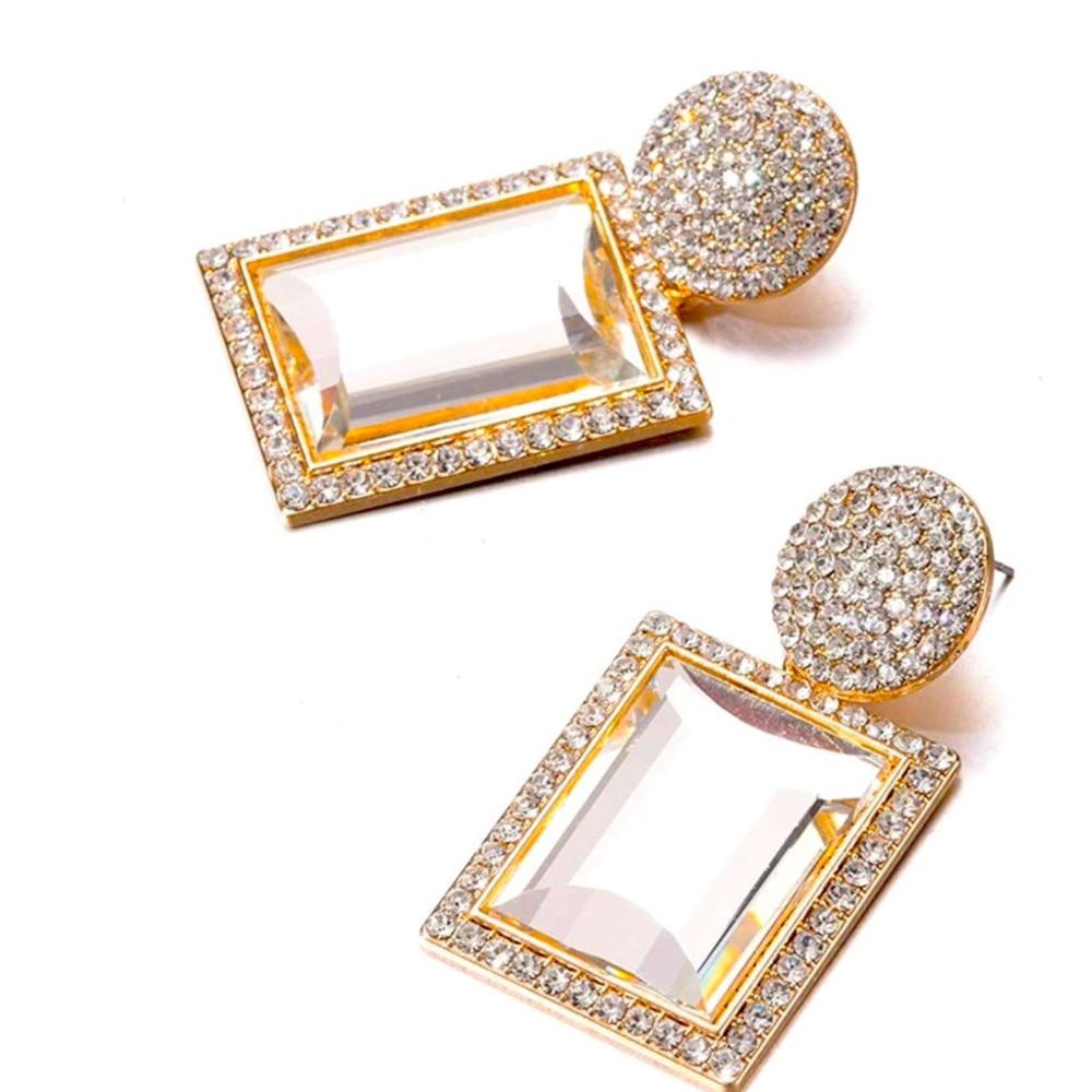 Glam Earrings - Picture 1 of 4